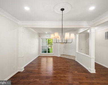209 N Caldwell Circle - Photo Thumbnail 10