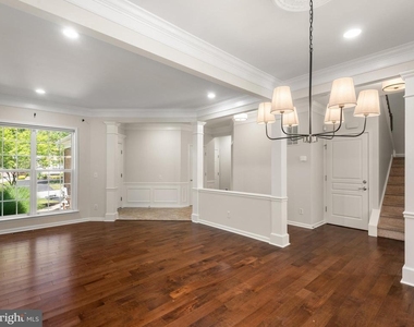 209 N Caldwell Circle - Photo Thumbnail 11