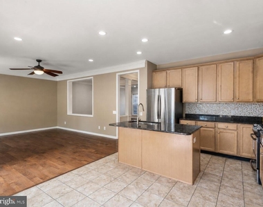 209 N Caldwell Circle - Photo Thumbnail 24