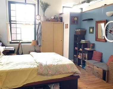 200 Lincoln Avenue - Photo Thumbnail 15