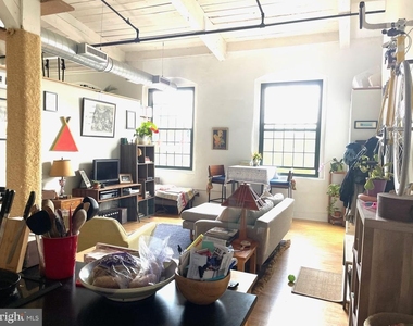 200 Lincoln Avenue - Photo Thumbnail 4