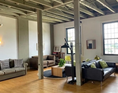 200 Lincoln Avenue - Photo Thumbnail 28