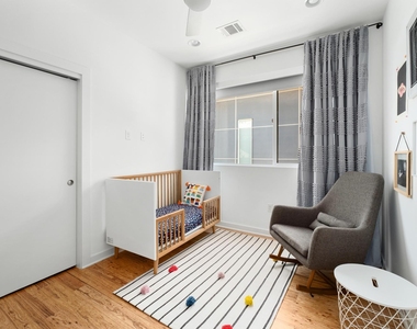 1606 Salina St - Photo Thumbnail 17