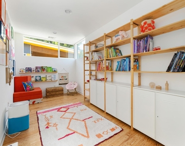 1606 Salina St - Photo Thumbnail 9