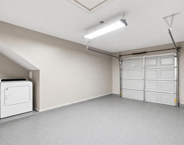 10010 Wildflower Ln - Photo Thumbnail 18
