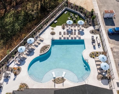 2330 Hadley Blvd - Photo Thumbnail 27
