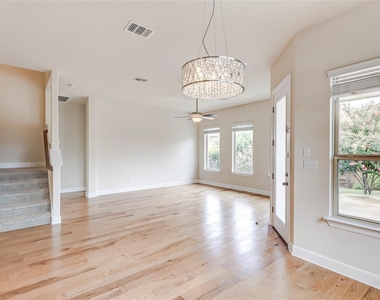 345 Fort Cobb Way - Photo Thumbnail 12