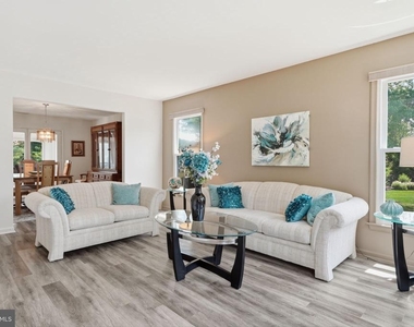 9 Hibiscus Place - Photo Thumbnail 4