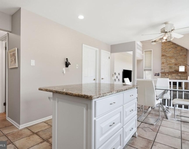 9 Hibiscus Place - Photo Thumbnail 14