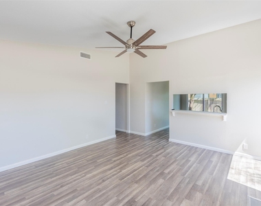 10309 Burmaster Ln - Photo Thumbnail 6