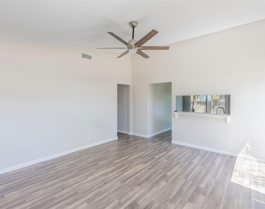 10309 Burmaster Ln - Photo Thumbnail 5
