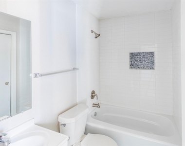 10309 Burmaster Ln - Photo Thumbnail 15