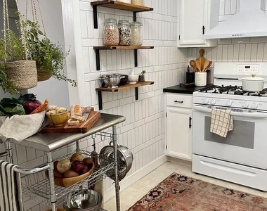 125 Leedom Way - Photo Thumbnail 7