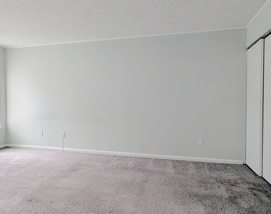 125 Leedom Way - Photo Thumbnail 23