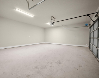 5338 Howard St St - Photo Thumbnail 22