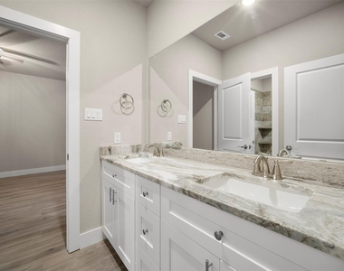 5338 Howard St St - Photo Thumbnail 14