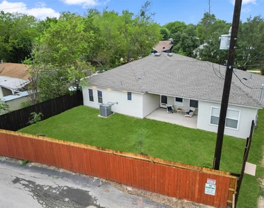 5338 Howard St St - Photo Thumbnail 25
