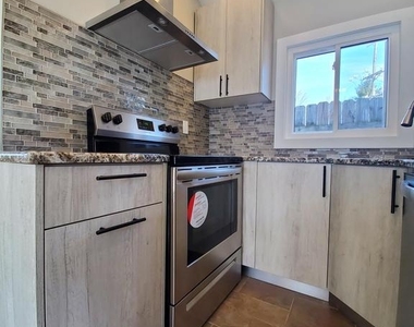 4435 Somers Avenue - Photo Thumbnail 15