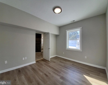 4435 Somers Avenue - Photo Thumbnail 6