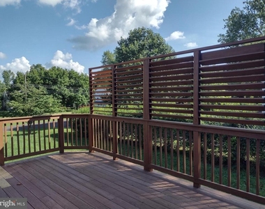 64 Bogle Drive - Photo Thumbnail 3