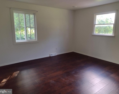 64 Bogle Drive - Photo Thumbnail 17