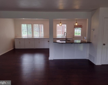 64 Bogle Drive - Photo Thumbnail 12