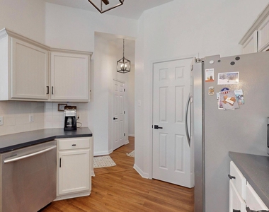 2508 Willow Way - Photo Thumbnail 9