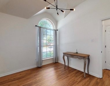 2508 Willow Way - Photo Thumbnail 22