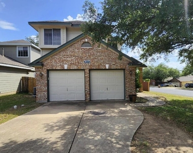 417 Jacky St - Photo Thumbnail 1