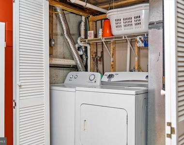 178 Burnet Crescent - Photo Thumbnail 41