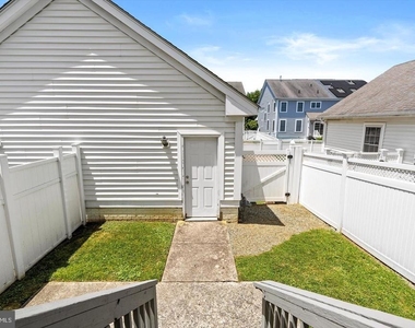 178 Burnet Crescent - Photo Thumbnail 42