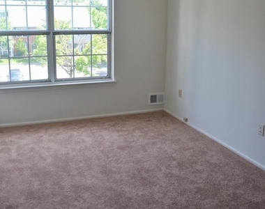 74 Lehavre Court - Photo Thumbnail 6