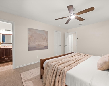 6716 Skynook Dr - Photo Thumbnail 15