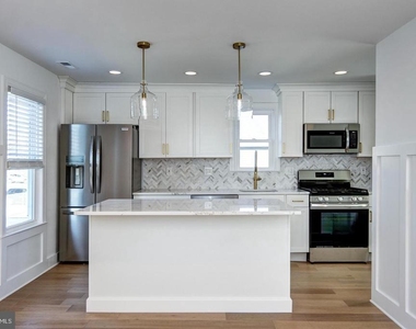 13 Wilkins Avenue - Photo Thumbnail 5