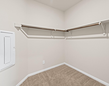 142 Solitude Dr - Photo Thumbnail 28