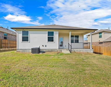 142 Solitude Dr - Photo Thumbnail 35