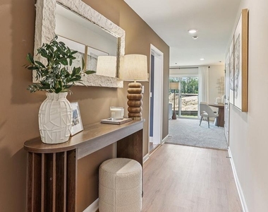 143 Essex Drive - Photo Thumbnail 24