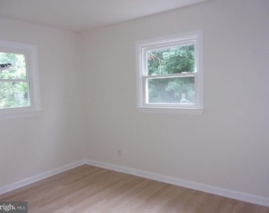 36 Park Avenue - Photo Thumbnail 12
