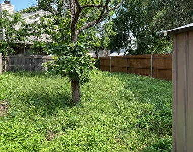 8710 Weiser Dr - Photo Thumbnail 16