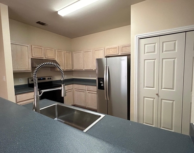 8710 Weiser Dr - Photo Thumbnail 19