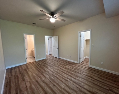 8710 Weiser Dr - Photo Thumbnail 13