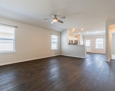 14007 Levy Ln - Photo Thumbnail 4