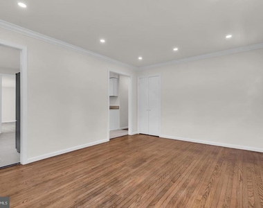 520 W Virginia Road - Photo Thumbnail 10