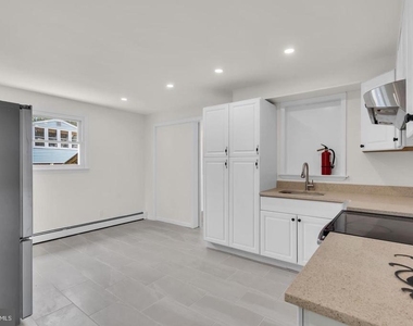 520 W Virginia Road - Photo Thumbnail 3