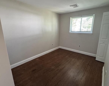 126 Morris Street - Photo Thumbnail 15