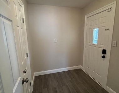 126 Morris Street - Photo Thumbnail 20