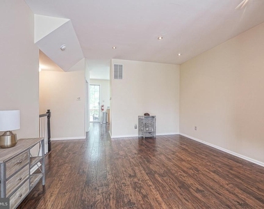 7503 Juniper Lane - Photo Thumbnail 24