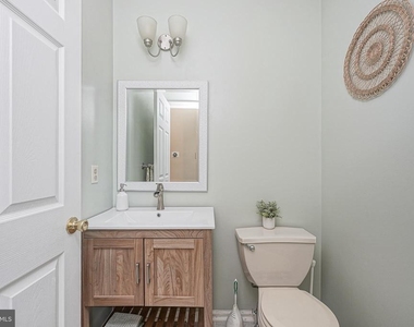 7503 Juniper Lane - Photo Thumbnail 19