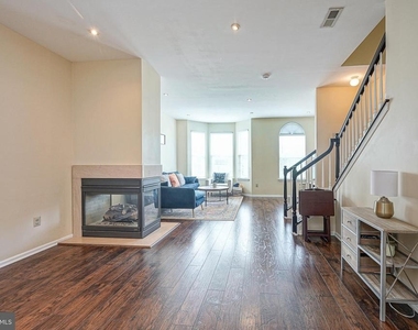 7503 Juniper Lane - Photo Thumbnail 6