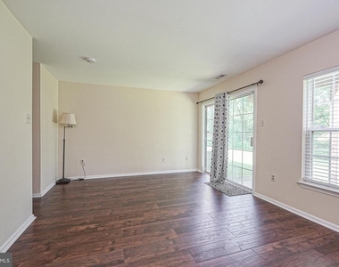 7503 Juniper Lane - Photo Thumbnail 16